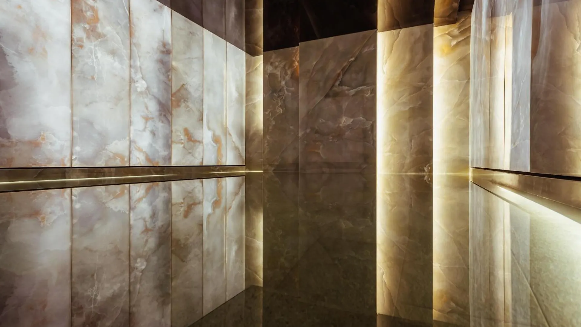 Отель Casa Cipriani Milano